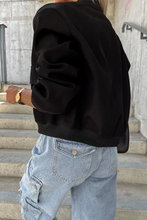 Load image into Gallery viewer, Black Big Pockets Baseball Collar Jacket

