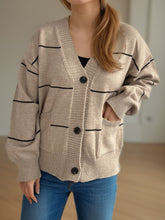 Load image into Gallery viewer, 2c060a3f-5ff3-4c32-a542-64dd91c4de3d-Max
