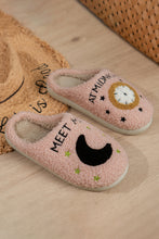 Load image into Gallery viewer, Light Pink Moon &amp; Clock Pattern Fuzzy Home Slippers
