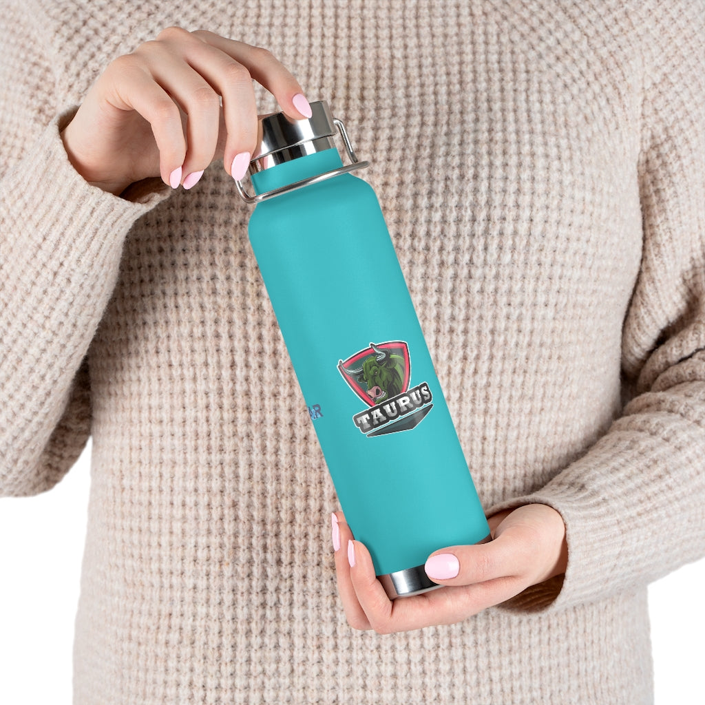 Taurus 22oz Vacuum Insulated Bottle