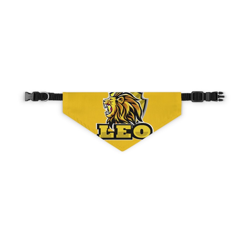 Leo Pet Bandana Collar