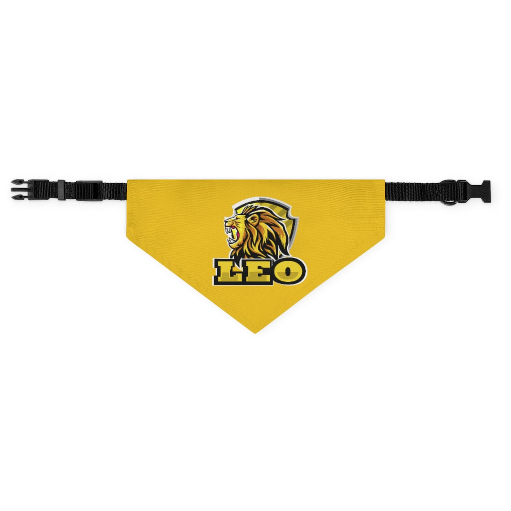 Leo Pet Bandana Collar